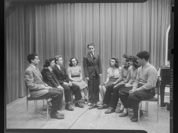 Blewett High School: Pupils Broadcasting at KMOX