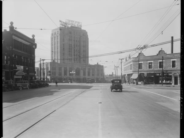 South Side National Bank Building, 3608 Gravois Avenue