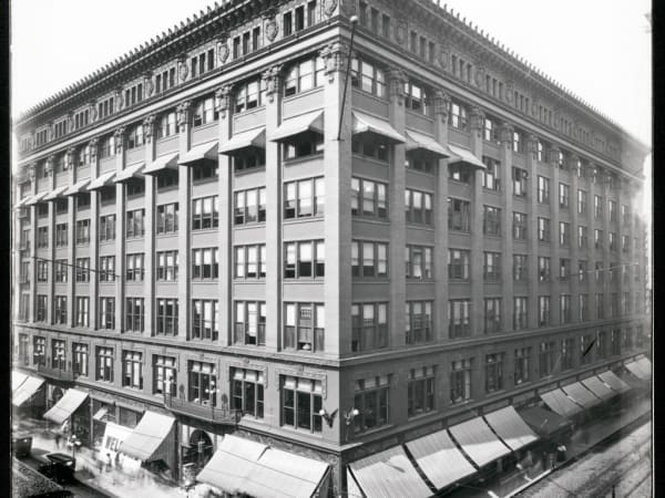 Stix, Baer, and Fuller "Grand Leader" Building, Washington Avenue and Sixth Street