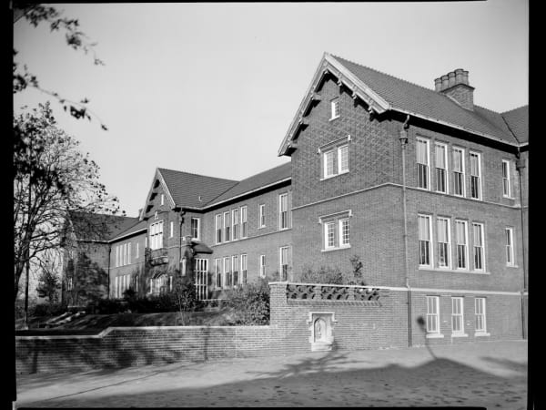 Shepard School: School Building