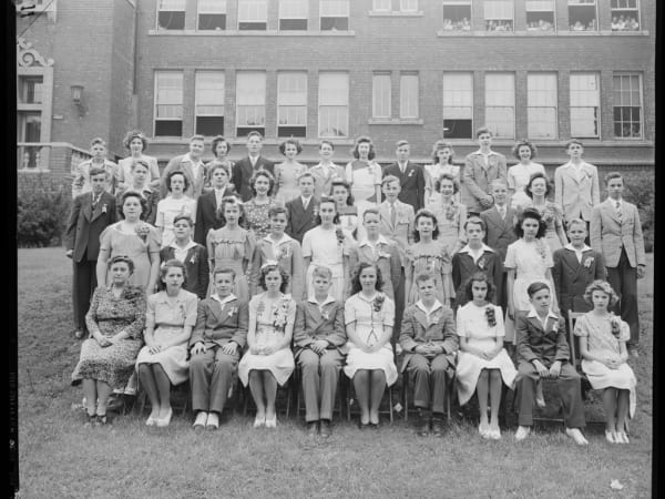 Farragut School: Graduates - June 1943