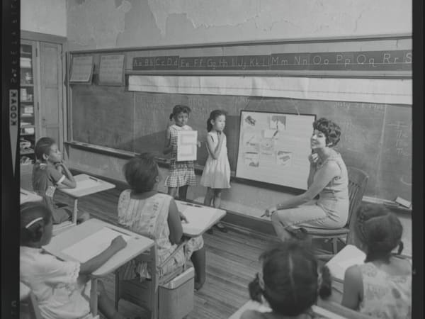 Cote Brilliante School: Summer School - Rooms of Twenty
