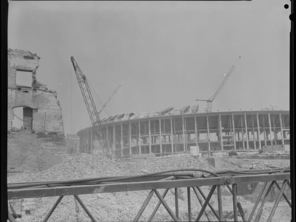 Construction of Busch Stadium, 250 Stadium Plaza