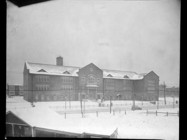 Wade School: School Building