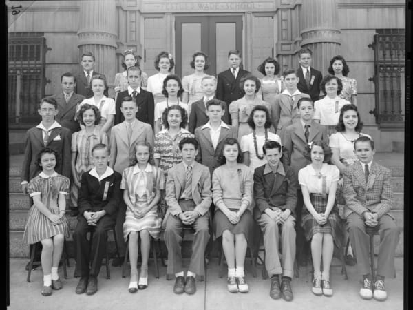 Wade School: Graduates - June 1942