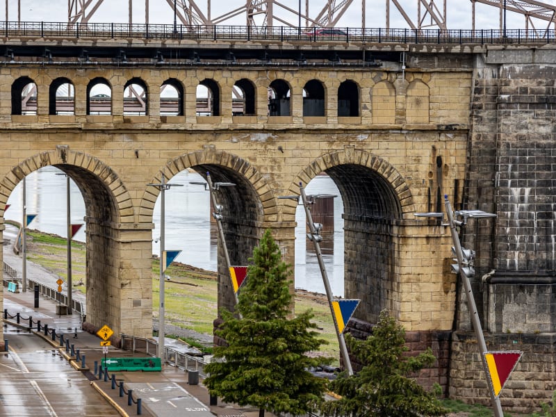 Eads Bridge