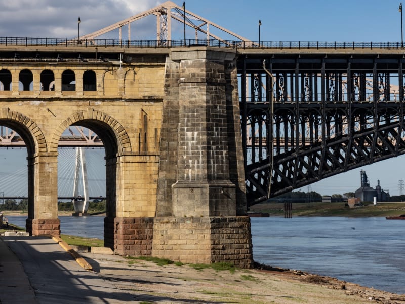 Eads Bridge