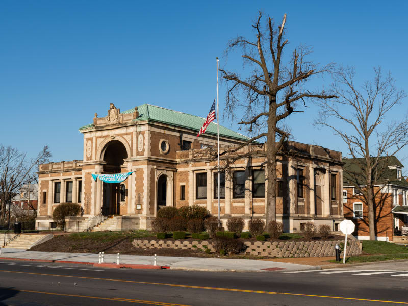 Cabanne Branch Library