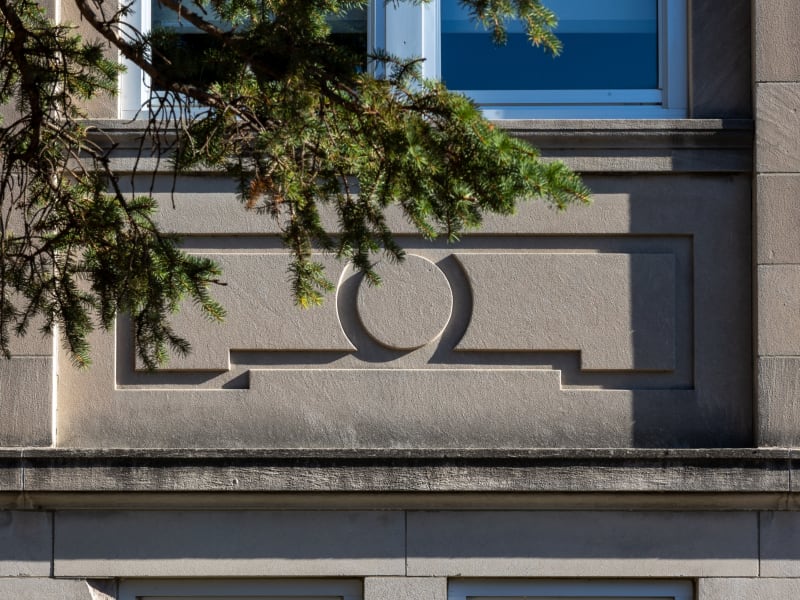 Carondelet Branch Library