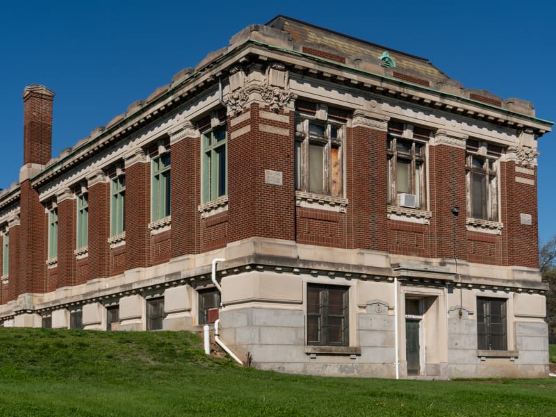 Divoll Library