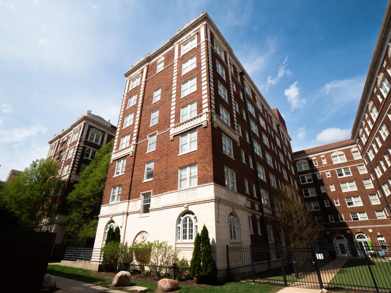 Forest Park Hotel