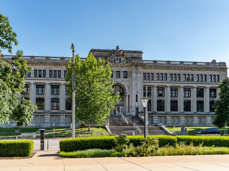 Municipal Courts Building