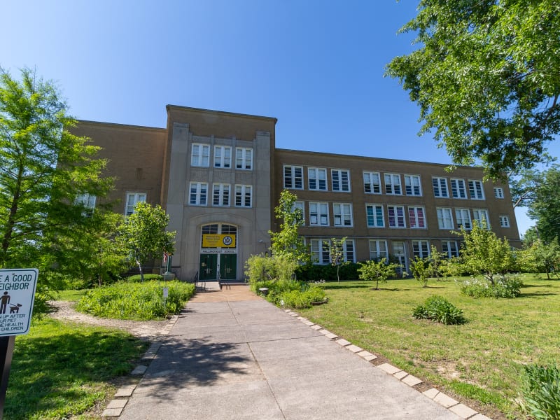 Mallinckrodt School