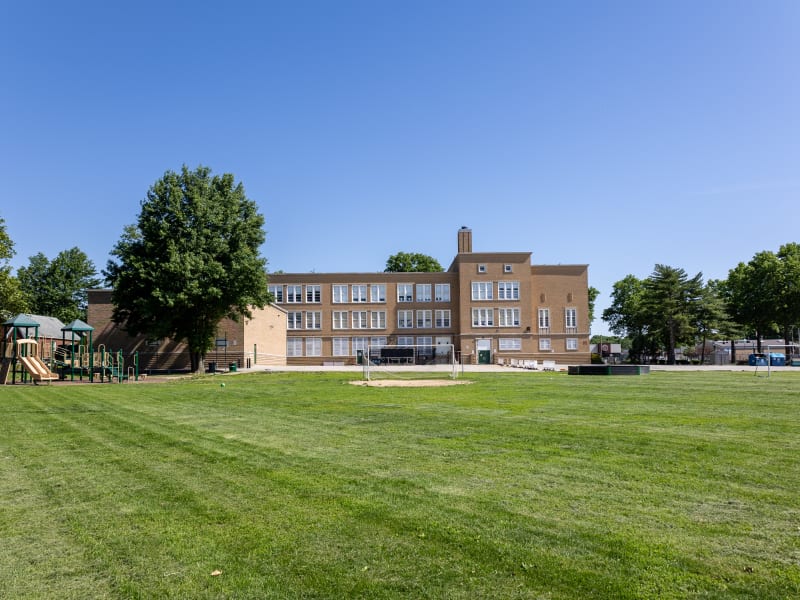 Mallinckrodt School