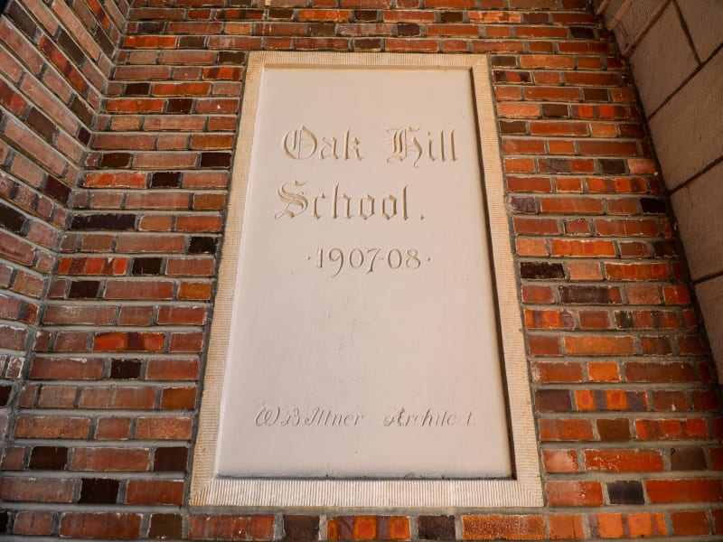 Oak Hill School