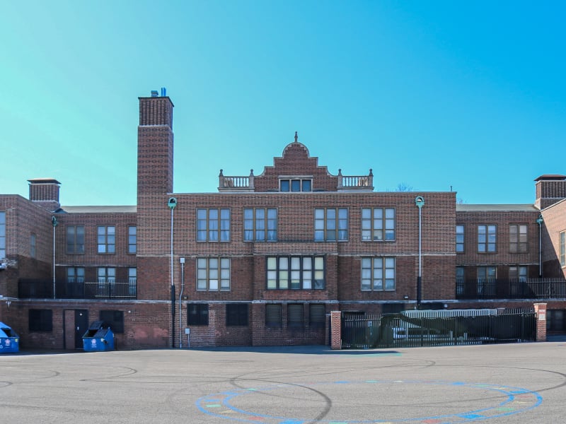 Oak Hill School