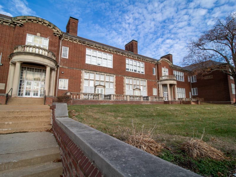 Pierre Laclede School