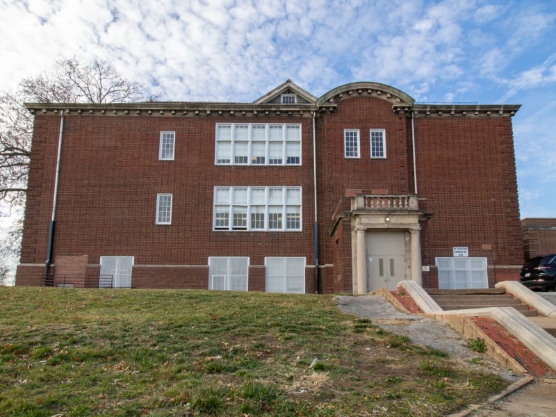 Pierre Laclede School
