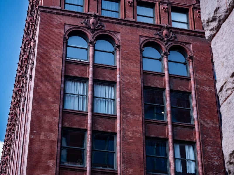 Bee Hat Company Building