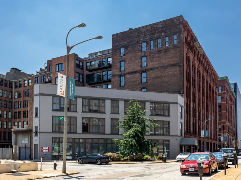 Bee Hat Company Building