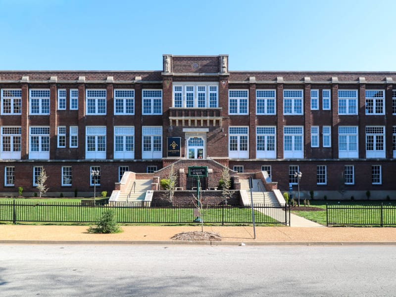 Lafayette School (1907)