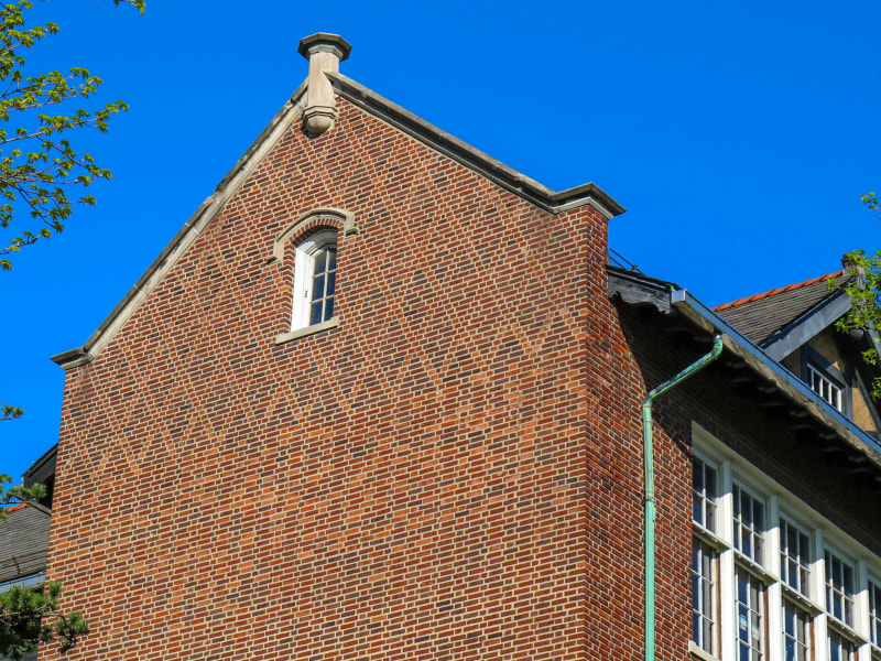 Lowell School