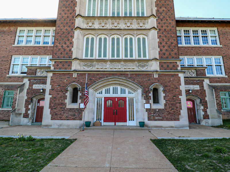 Roe School (1919)