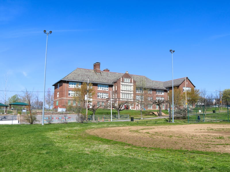 Roe School (1919)