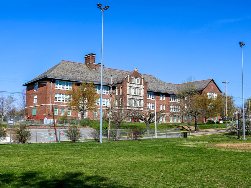 Roe School (1919)
