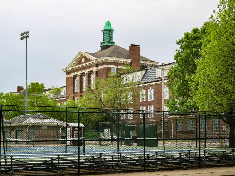 Sumner High School (1910)