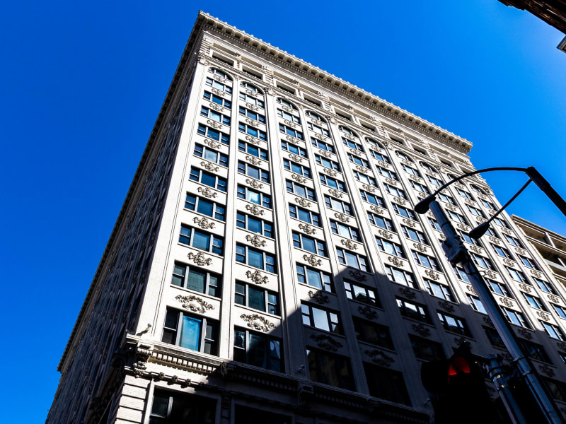 Syndicate Trust Building