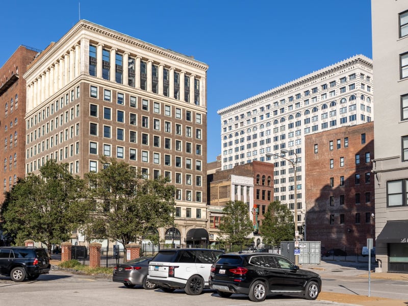 Syndicate Trust Building