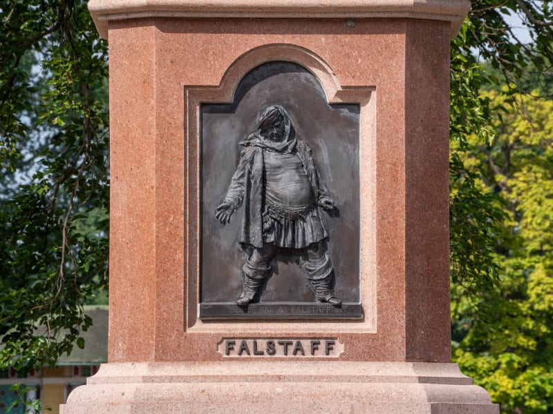William Shakespeare Statue