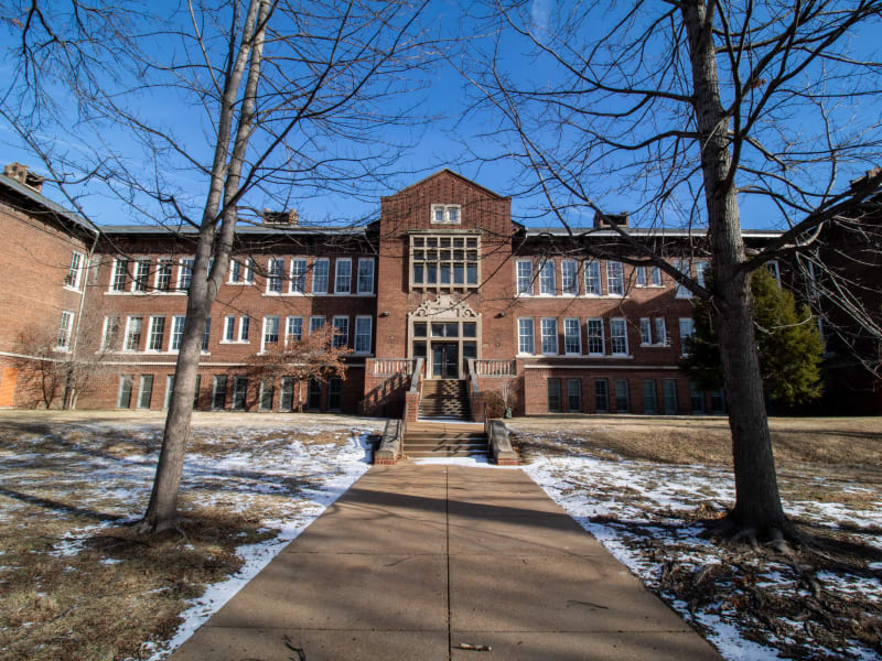 Farragut School