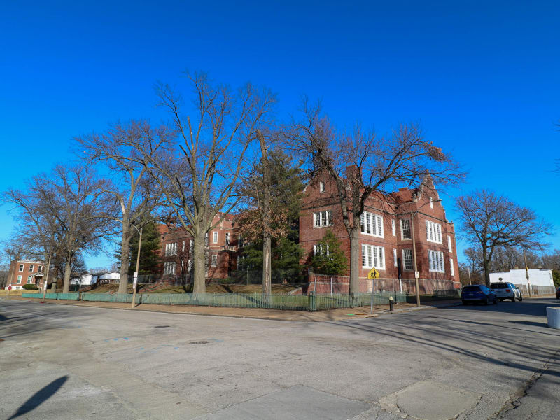 Cote Brilliante School