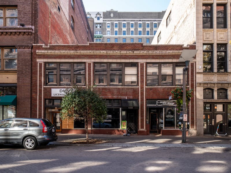 1208-1212 Washington Avenue, 1208-1212 Washington Ave, St. Louis, photographed October 2026