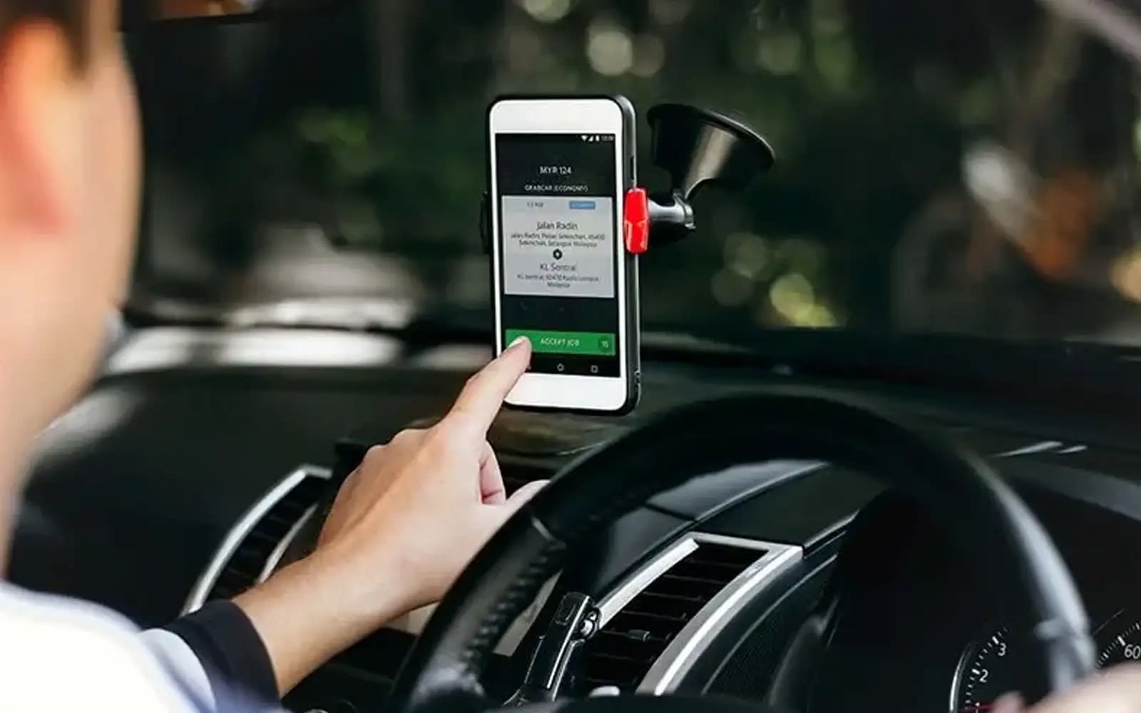 Photo:180-day deadline looms for e-hailing operators to convert permits – South African Daily