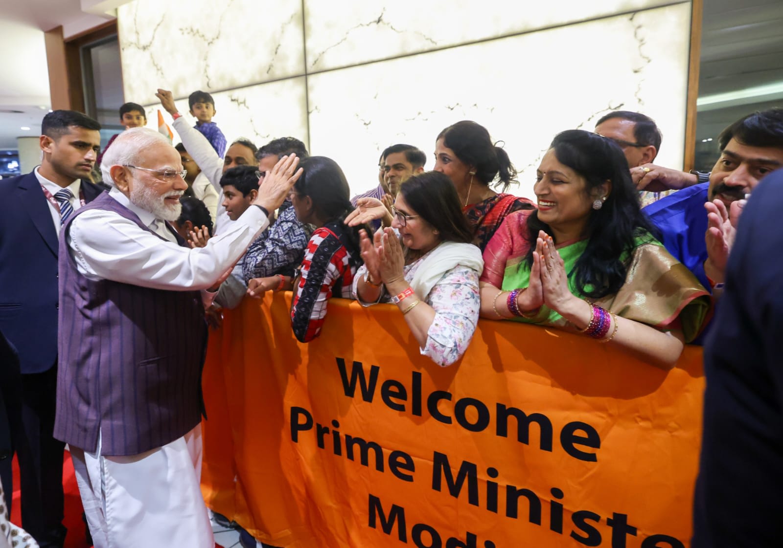Photo:Prime Minister Modi warmly welcomed in South Africa ahead of G20 Summit – South African Daily