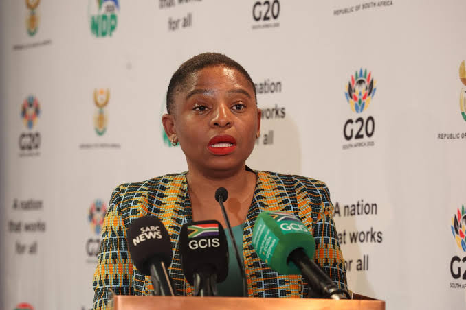 Photo:Cabinet unfazed by U.S. Visa revocations, Says Ntshavheni – South African Daily