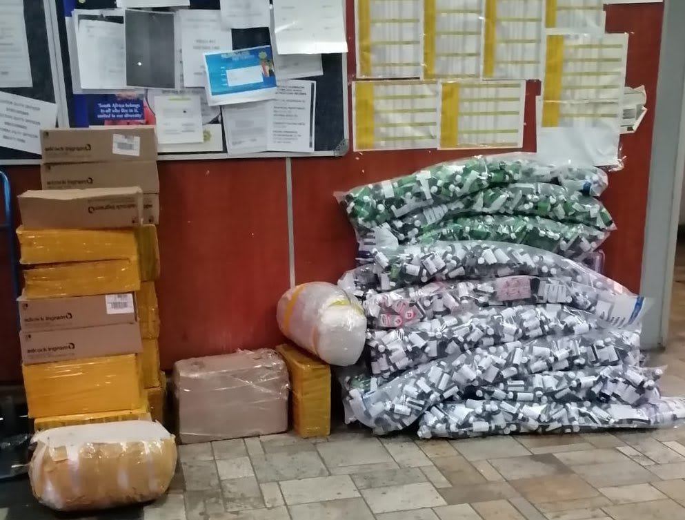 Photo:Eight arrested after R20 Million codeine and dagga haul found in hijacked houghton home – South African Daily