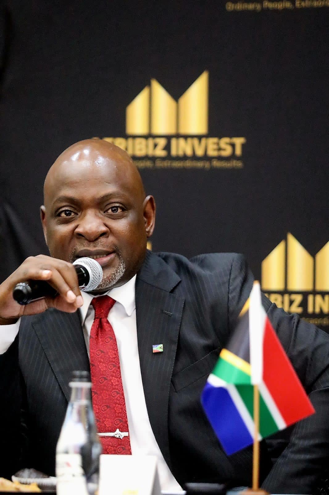 Photo:Dr Collen Mashawana crowned Africa’s leading philanthropist of the year at 2026 Afri Heritage Awards – South African Daily