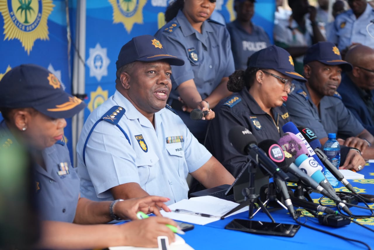 Photo: Police commissioner promises imminent arrest of DJ Warras killers  – South African Daily