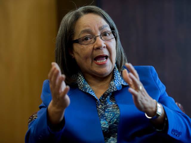 Photo:Minister De Lille urges South Africans to help keep tourists safe amid international travel warnings – South African Daily