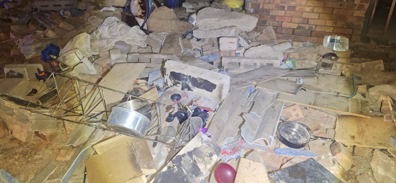 Photo:Tragedy in Doornkop: building collapse kills three – South African Daily