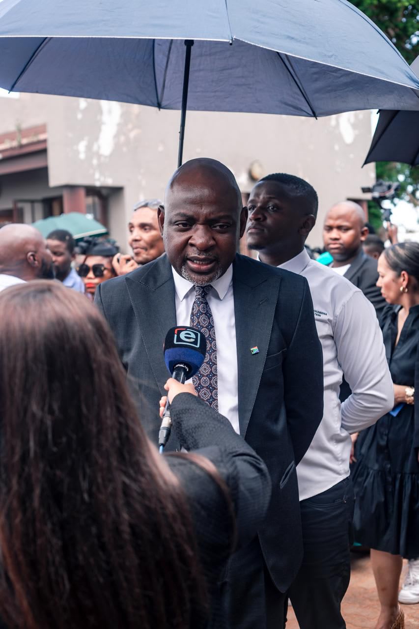 Photo:Collen Mashawana Foundation offers support after fatal lightning strike in North West– South African Daily”