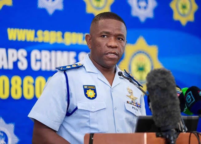 Photo:KZN Premier backs Nhlanhla Mkhwanazi for second term as provincial police boss– South African Daily”