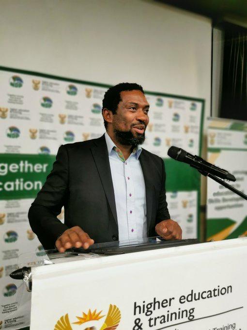 Photo:Buti Manamela welcomes SIU recovery of NSFAS funds – South African Daily