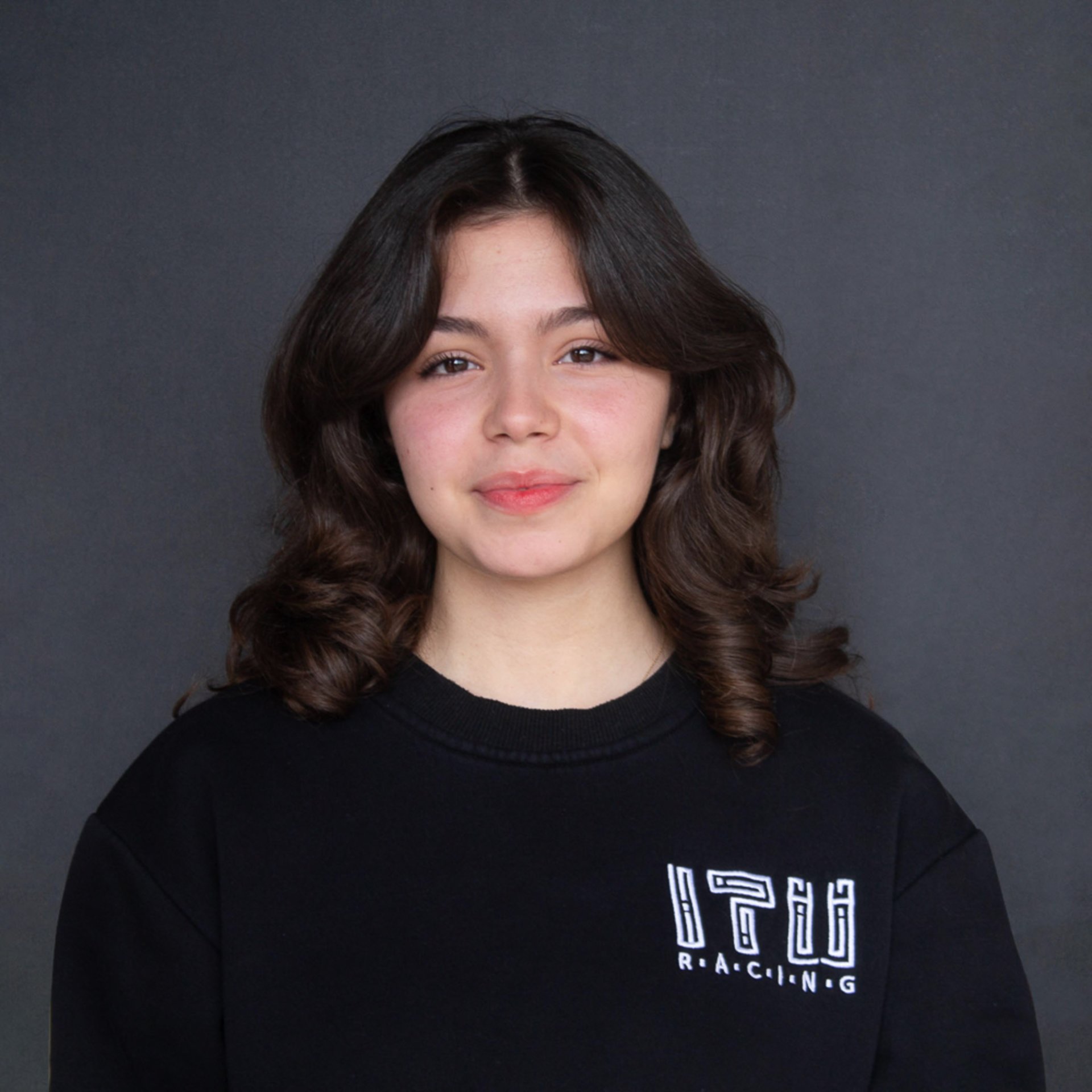 ZEYNEP SÜLÜN - ITU Racing Ekip Üyesi