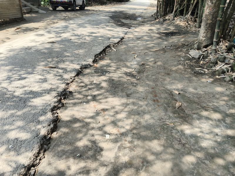 Road @Abhypuria pam broken