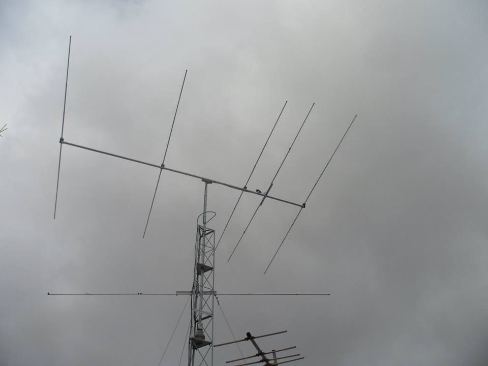 5DXFS10.jpg 5DXFS10.jpg